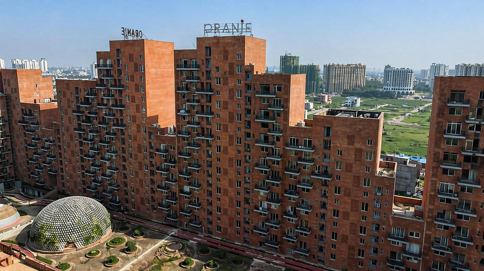 Orange Castle gallery3